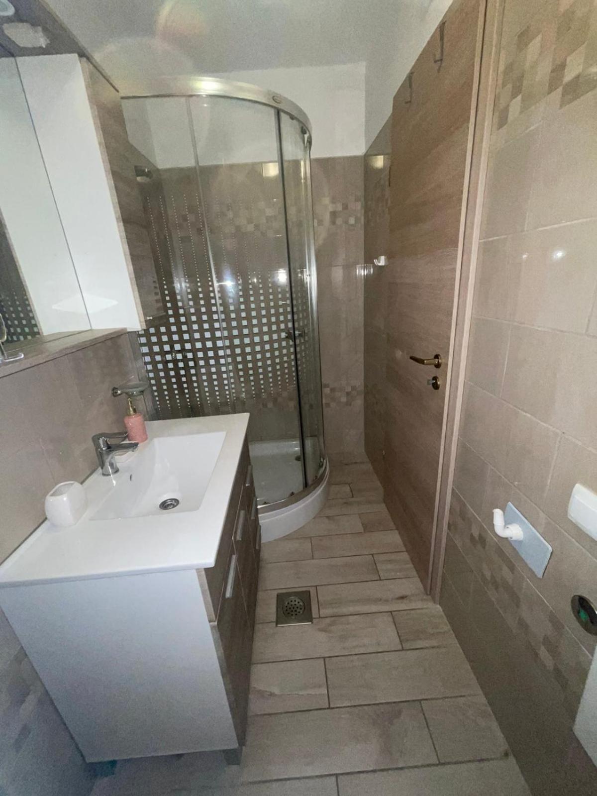 Crveni Apartman Црес Экстерьер фото
