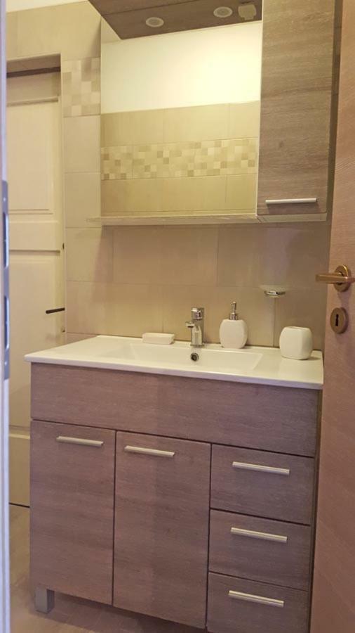 Crveni Apartman Црес Экстерьер фото